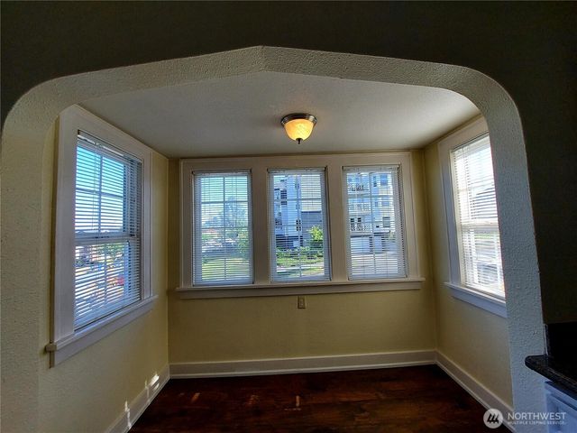 2001 Grand Avenue, Everett, WA 98201