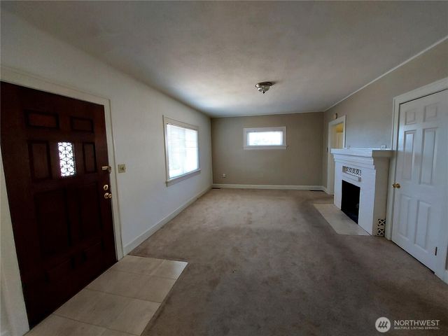 2001 Grand Avenue, Everett, WA 98201