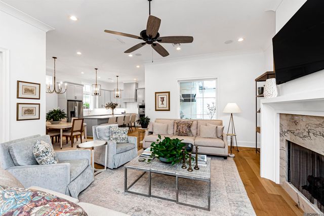 2113 Deaux Parc Dr, Baton Rouge, LA 70808