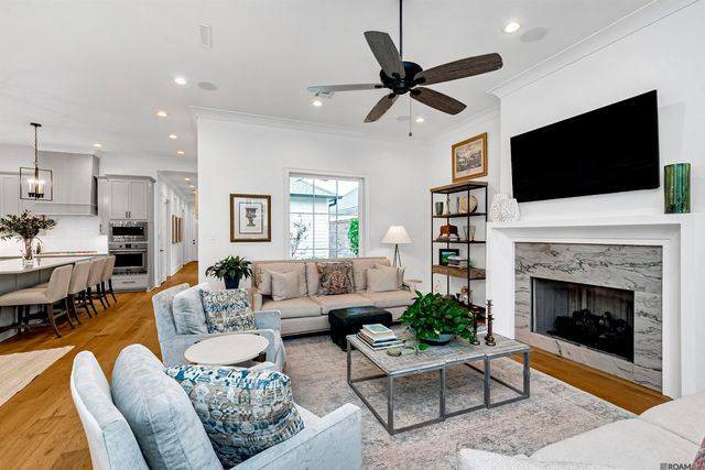 2113 Deaux Parc Dr, Baton Rouge, LA 70808