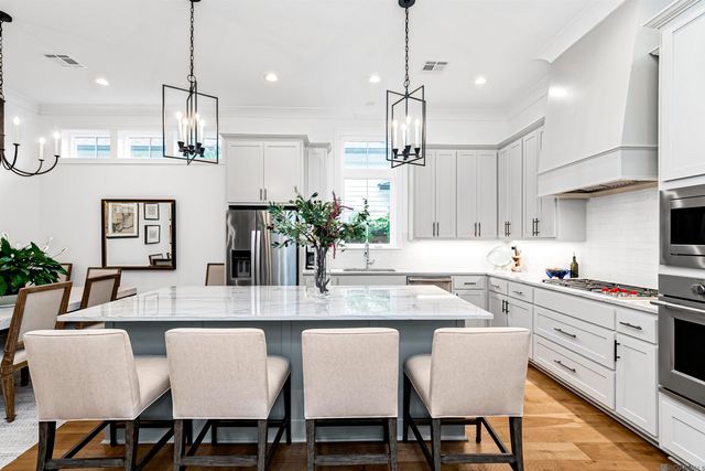 2113 Deaux Parc Dr, Baton Rouge, LA 70808