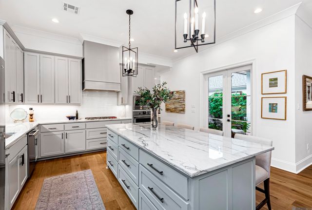 2113 Deaux Parc Dr, Baton Rouge, LA 70808