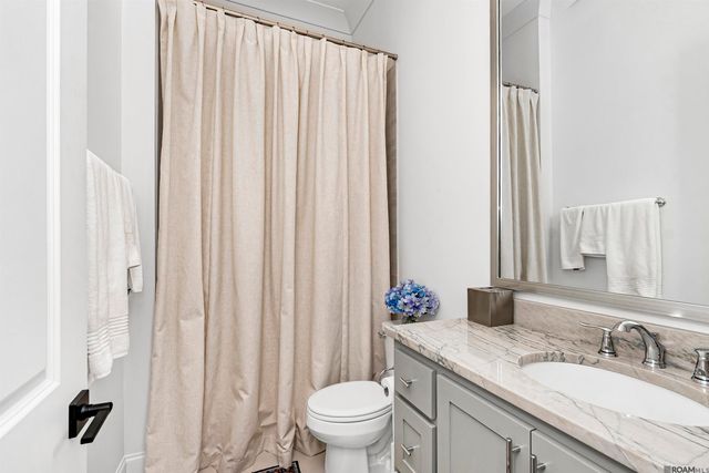 2113 Deaux Parc Dr, Baton Rouge, LA 70808