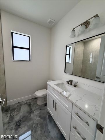 7019 Palpano CIR, Labelle, FL 33935