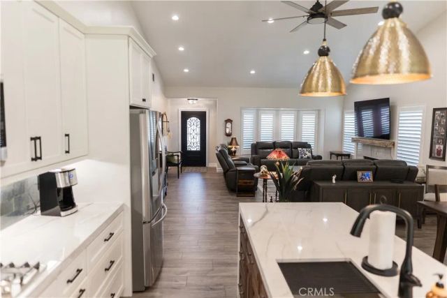 8702 Barton, Riverside, CA 92508