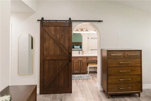 8702 Barton, Riverside, CA 92508