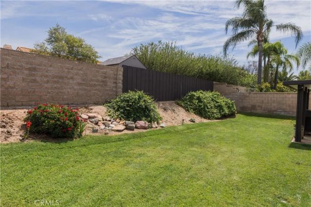 8702 Barton, Riverside, CA 92508