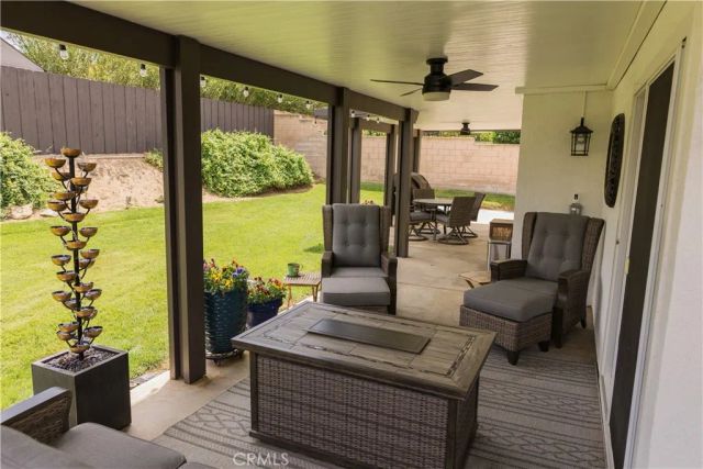 8702 Barton, Riverside, CA 92508