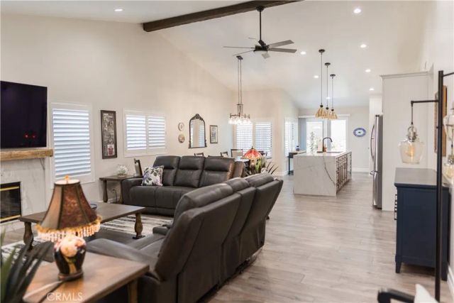 8702 Barton, Riverside, CA 92508