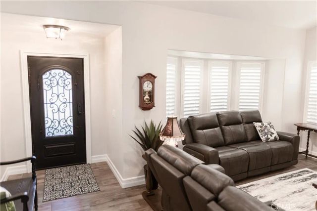 8702 Barton, Riverside, CA 92508