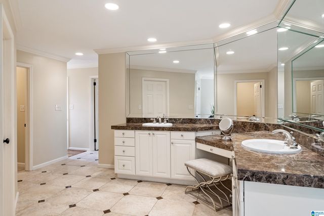 2324 COUNTRY RIDGE DRIVE, Vestavia Hills, AL 35243