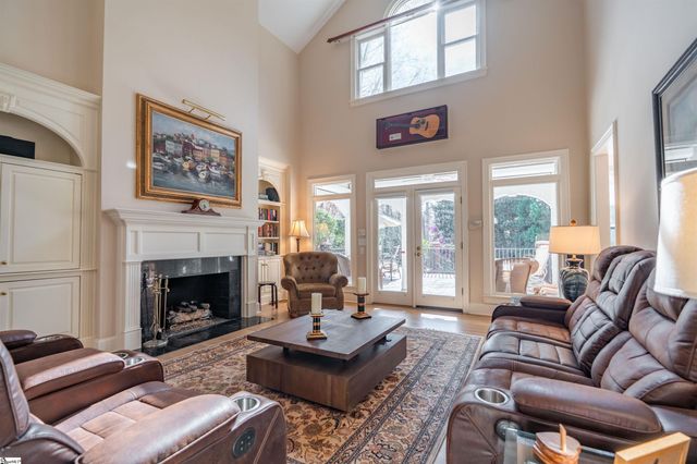 6 Bentford Court, Simpsonville, SC 29681