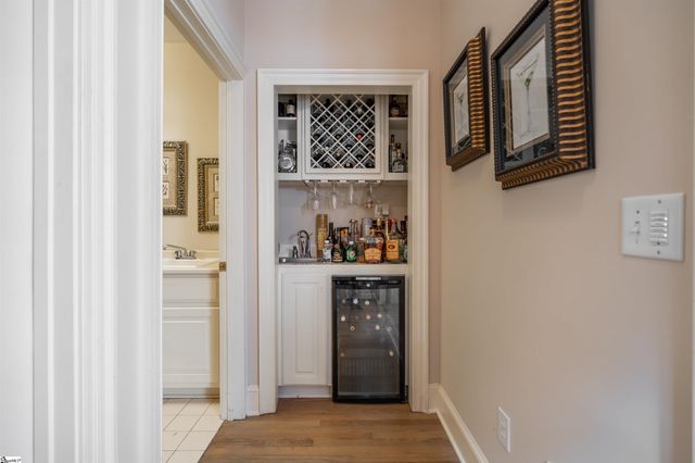 6 Bentford Court, Simpsonville, SC 29681