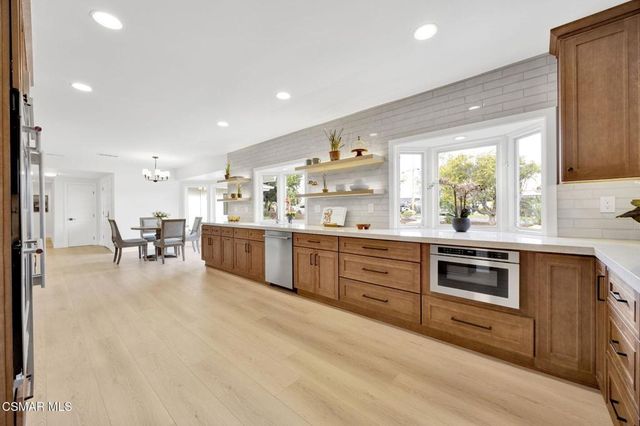1154 La Jolla Drive, Thousand Oaks, CA 91362