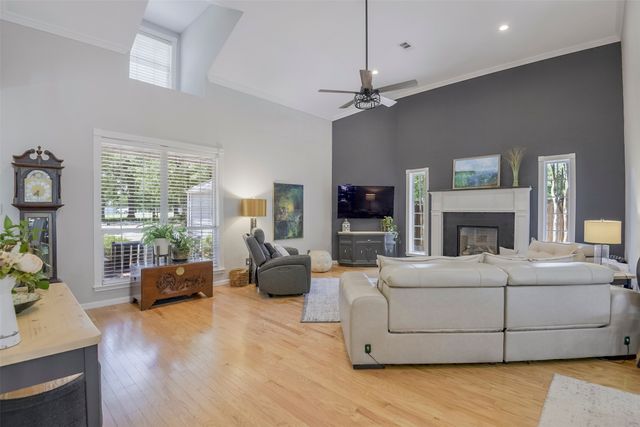 7611 Ledbetter Road, Arlington, TX 76001