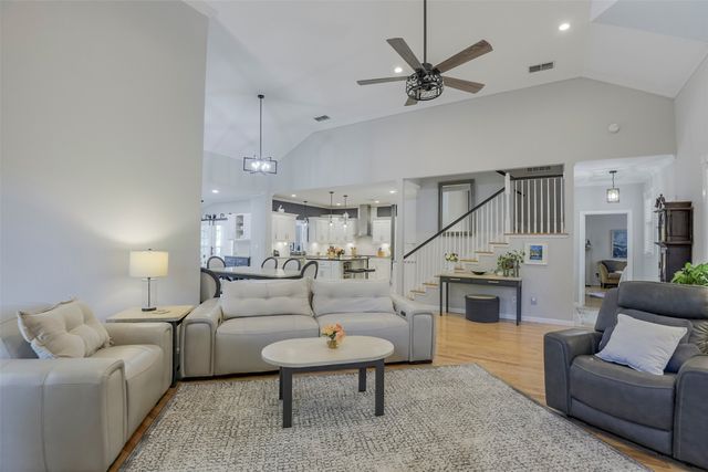 7611 Ledbetter Road, Arlington, TX 76001