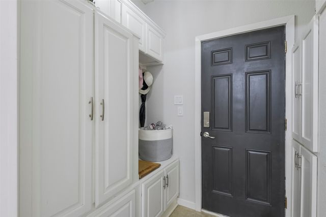 7611 Ledbetter Road, Arlington, TX 76001