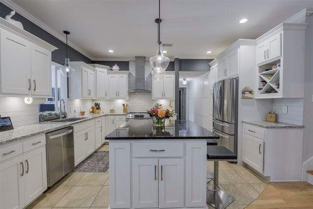 7611 Ledbetter Road, Arlington, TX 76001