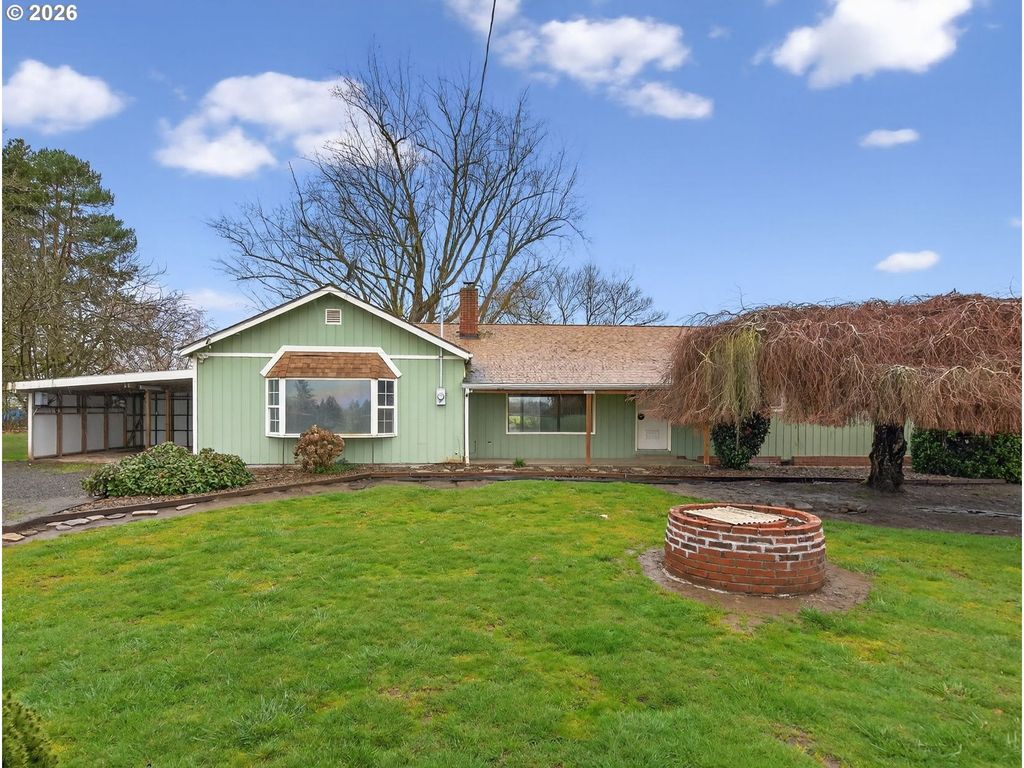 1605 Ne WALNUT Ave, Mc Minnville, OR 97128