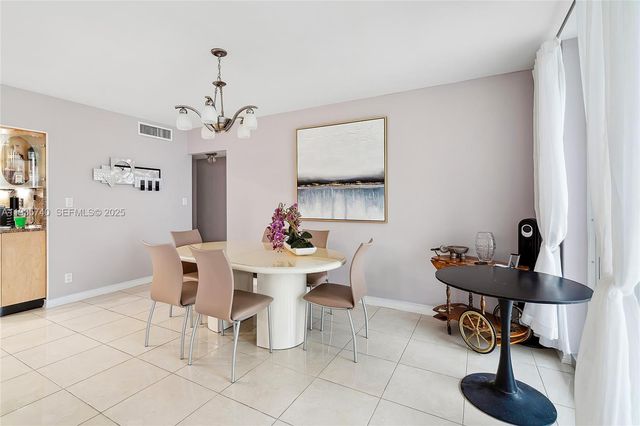 1400 S Ocean Dr 802, Hollywood, FL 33019