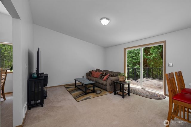 220 E Moore Lane, Shelton, WA 98584