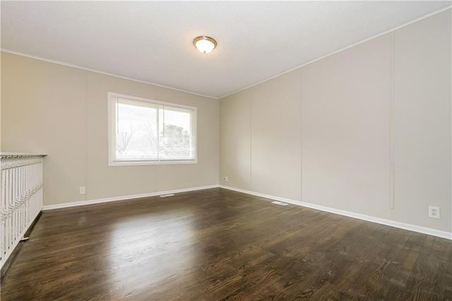 18902 E Arrowhead Drive, Independence, MO 64056