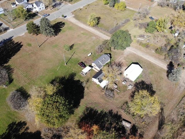 810 Forest Avenue SE, Staples, MN 56479