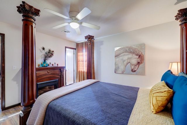 3 Lake Park Ct, Winfield, KS 67156