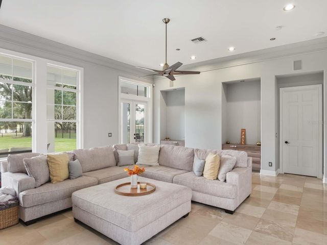 9840 COVENT GARDEN DRIVE, Orlando, FL 32827