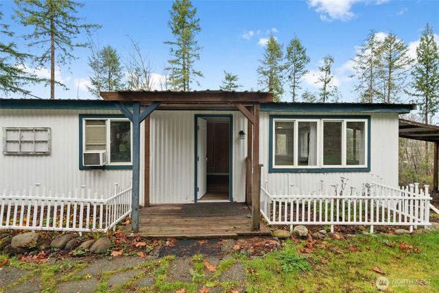 18818 Slough Lane SE, Yelm, WA 98597