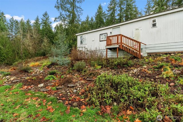 18818 Slough Lane SE, Yelm, WA 98597