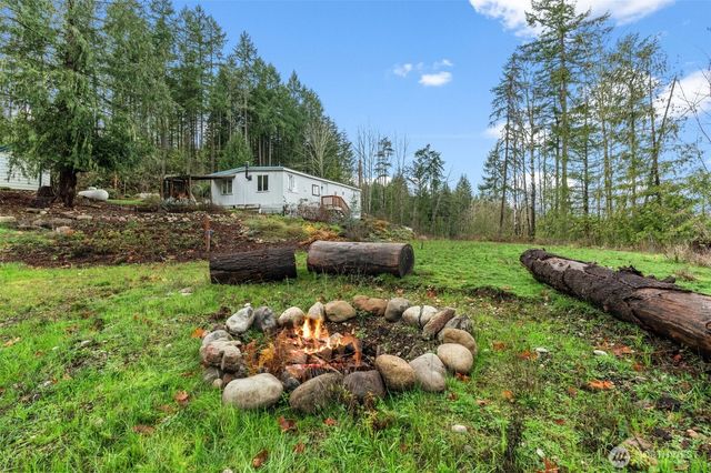 18818 Slough Lane SE, Yelm, WA 98597