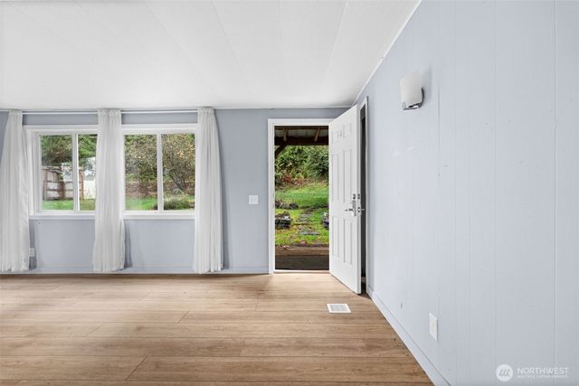 18818 Slough Lane SE, Yelm, WA 98597