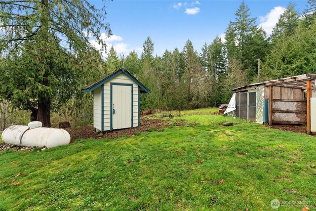 18818 Slough Lane SE, Yelm, WA 98597