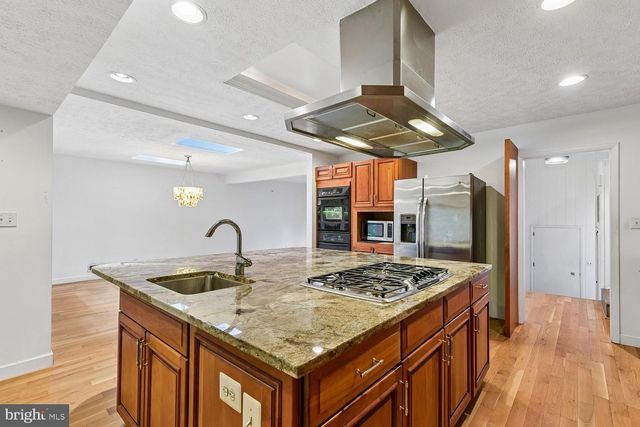7933 STEVENSON RD, Baltimore, MD 21208