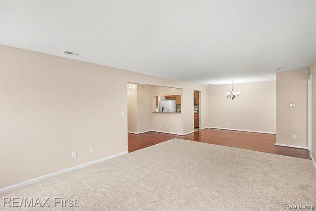 46124 Allenton Drive, Macomb, MI 48044