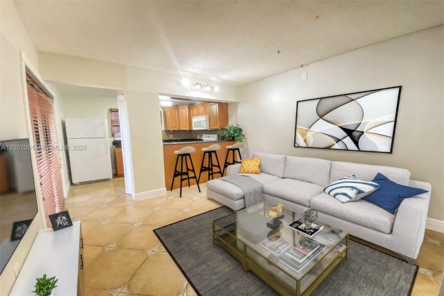 6535 W 24th Ct 2-12, Hialeah, FL 33016