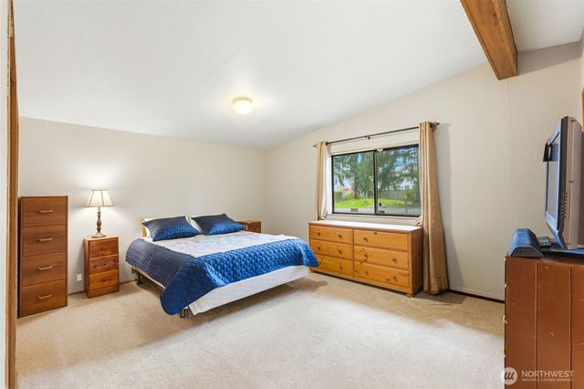 17503 Rhodes Lake Road E, Bonney Lake, WA 98391