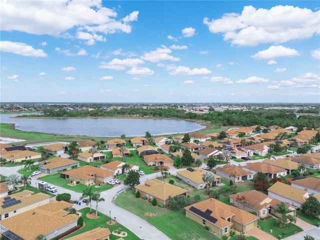 5352 NICKLAUS DRIVE, Winter Haven, FL 33884