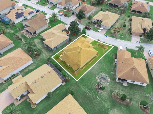 5352 NICKLAUS DRIVE, Winter Haven, FL 33884