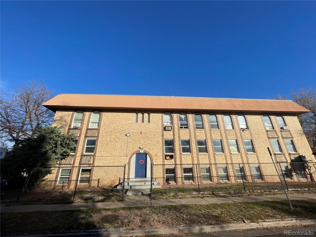1590 Clinton Street 203, Aurora, CO 80010