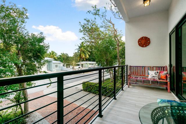 669 Colson Drive, Key Largo, FL 33037