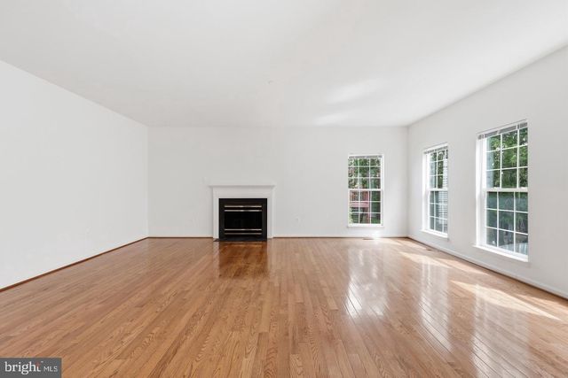 9121 DARTFORD PL, Bristow, VA 20136