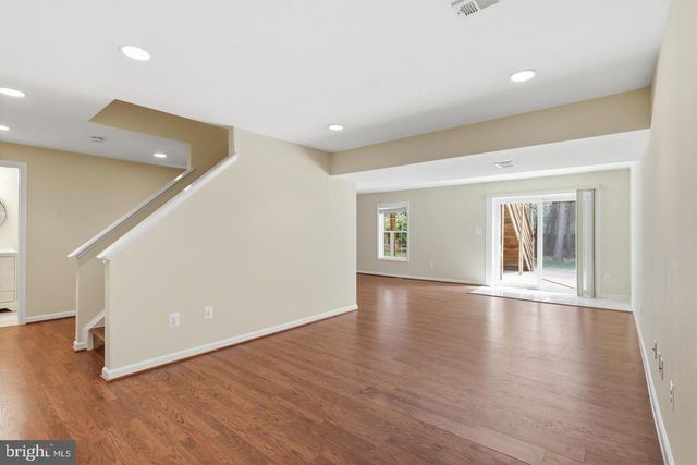 9121 DARTFORD PL, Bristow, VA 20136