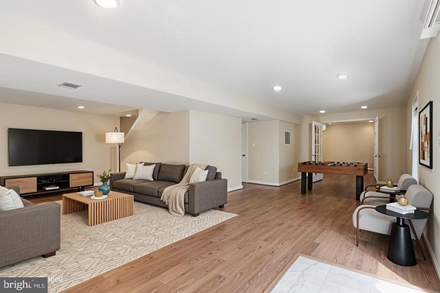 9121 DARTFORD PL, Bristow, VA 20136