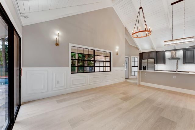 225 Sulky Way, Wellington, FL 33414