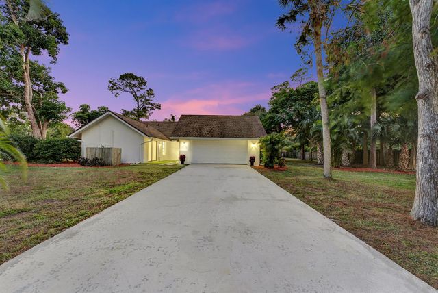 225 Sulky Way, Wellington, FL 33414