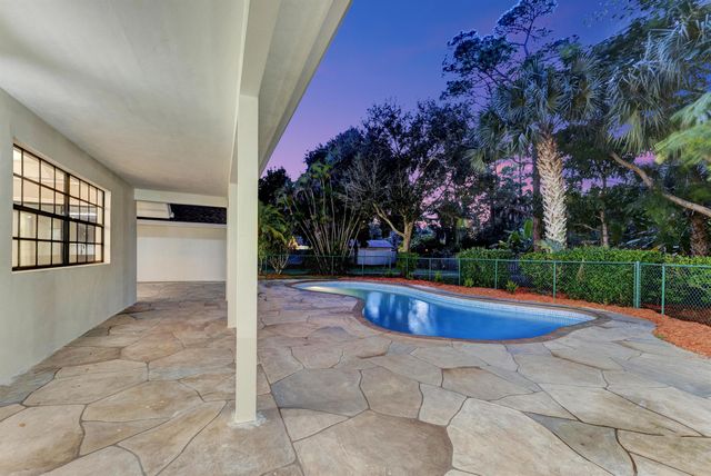 225 Sulky Way, Wellington, FL 33414