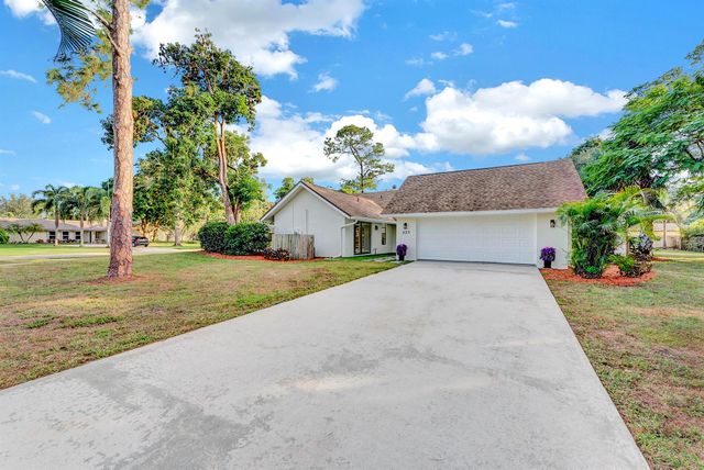 225 Sulky Way, Wellington, FL 33414