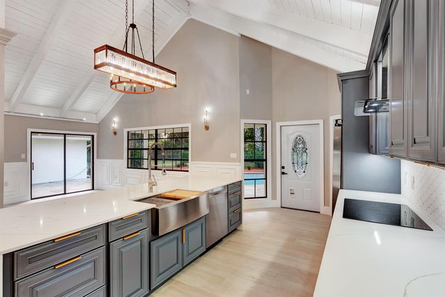 225 Sulky Way, Wellington, FL 33414